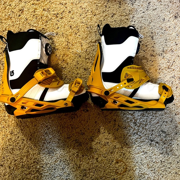Arbor Yellow Hemlock Bindings - Picture 2 of 6